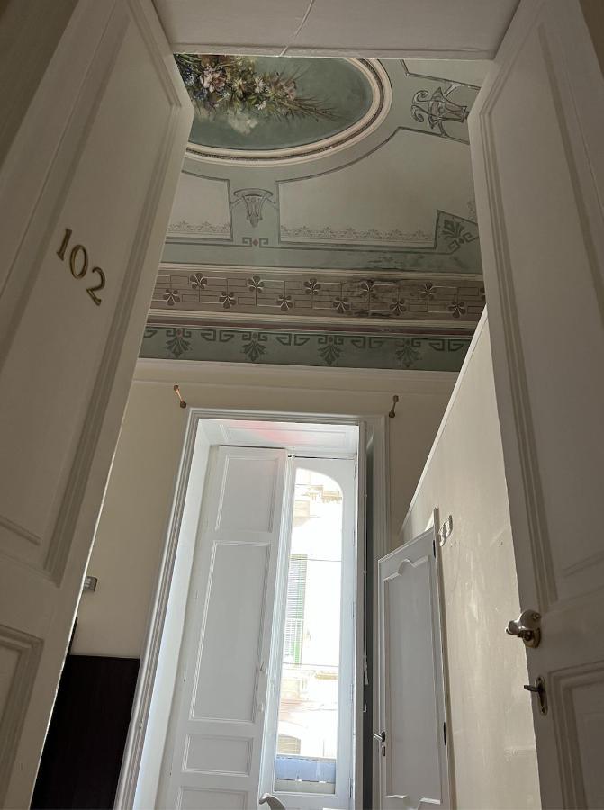 Il Giardino E Gli Affreschi Bed & Breakfast Catania Eksteriør bilde