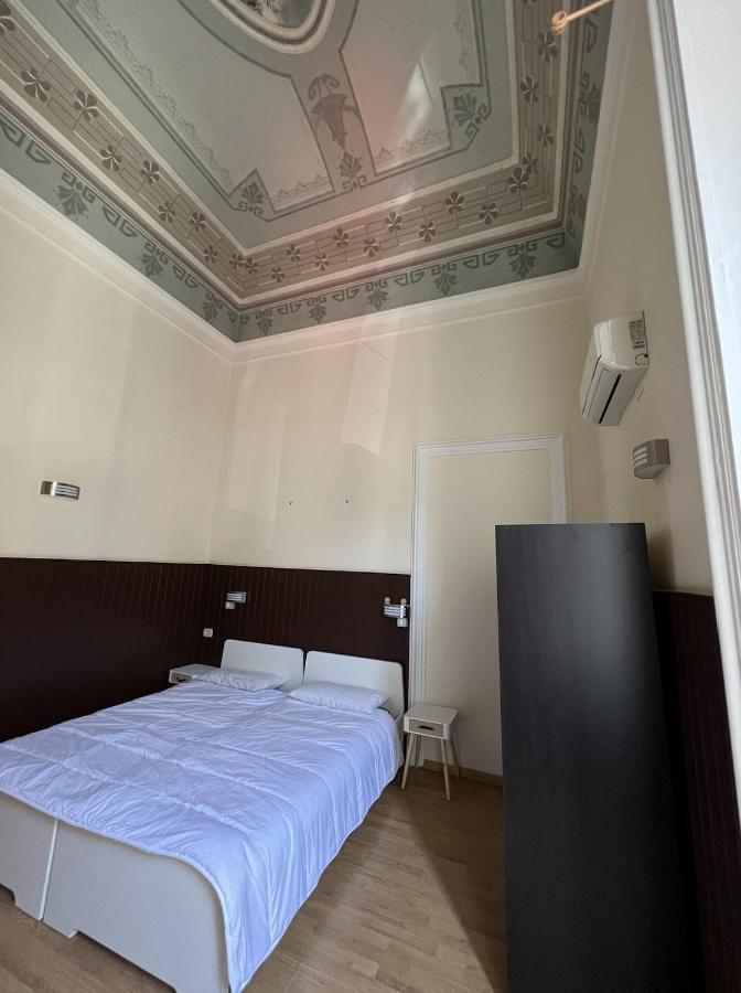 Il Giardino E Gli Affreschi Bed & Breakfast Catania Eksteriør bilde